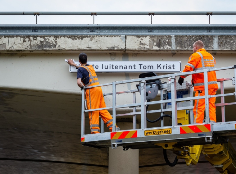 VIADUCT GENOEMD NAAR TOM KRIST